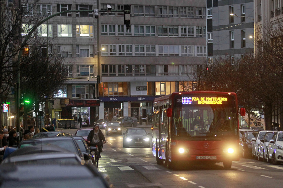 El BNG denuncia que el Gobierno local aplaza “sine die” el carril bus de Juan Flórez