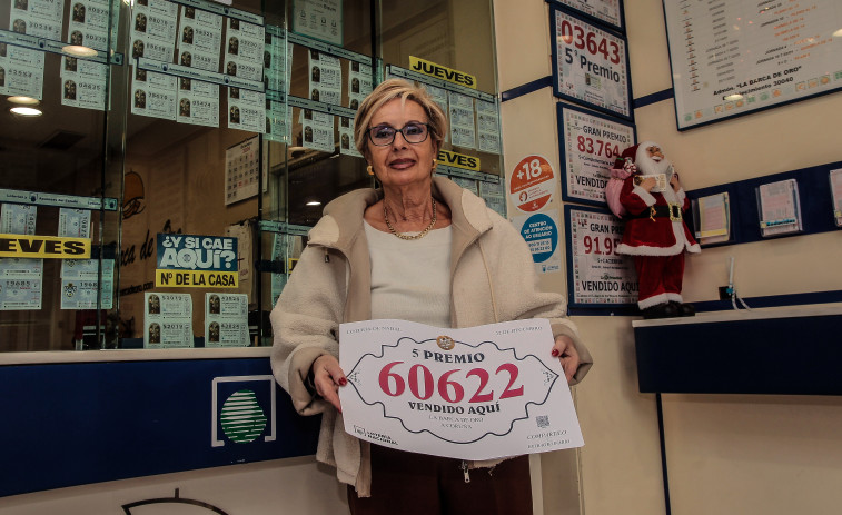 Quinto Premio de la Lotería de Navidad en la plaza de Pontevedra, A Coruña: 