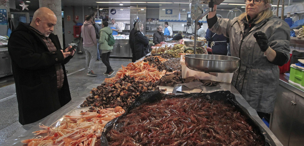 La plaza de Lugo saborea la Navidad con precios de tres cifras: 