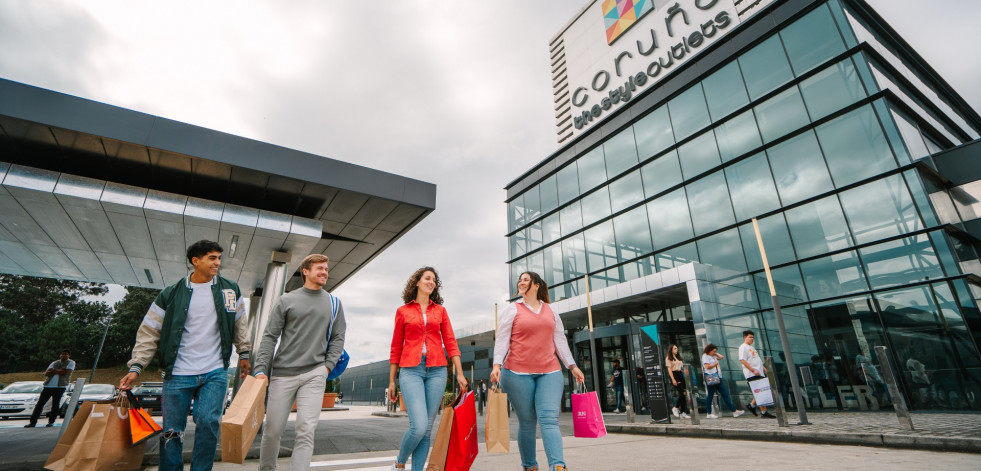 Último ‘Superjueves’ del año y primero de la campaña de rebajas en Coruña The Style Outlets