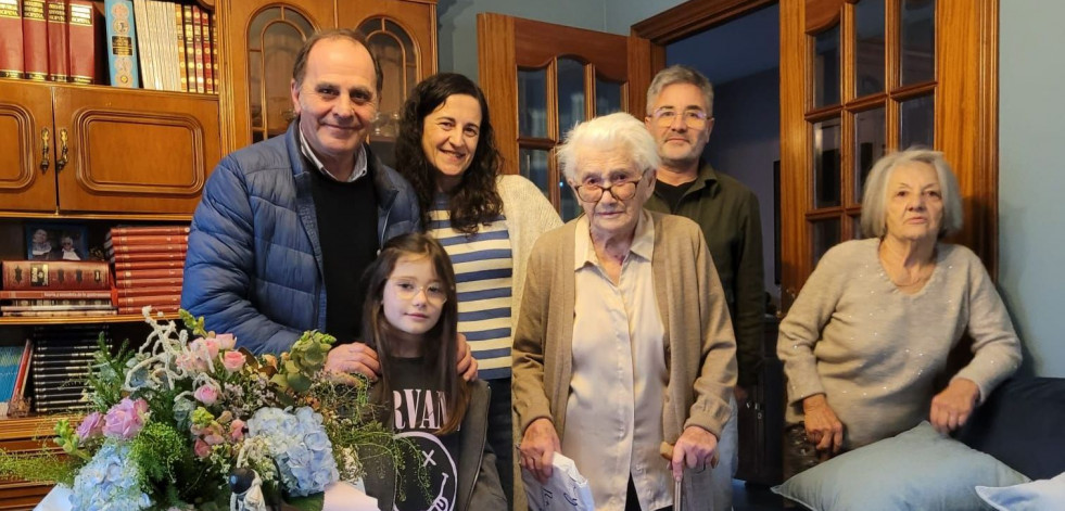 Consolación, la abuela de Galicia, celebra sus 111 años en Cambre