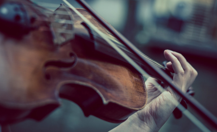 Una niña de 12 años, primera compositora femenina en el recital de la Filarmónica de Viena