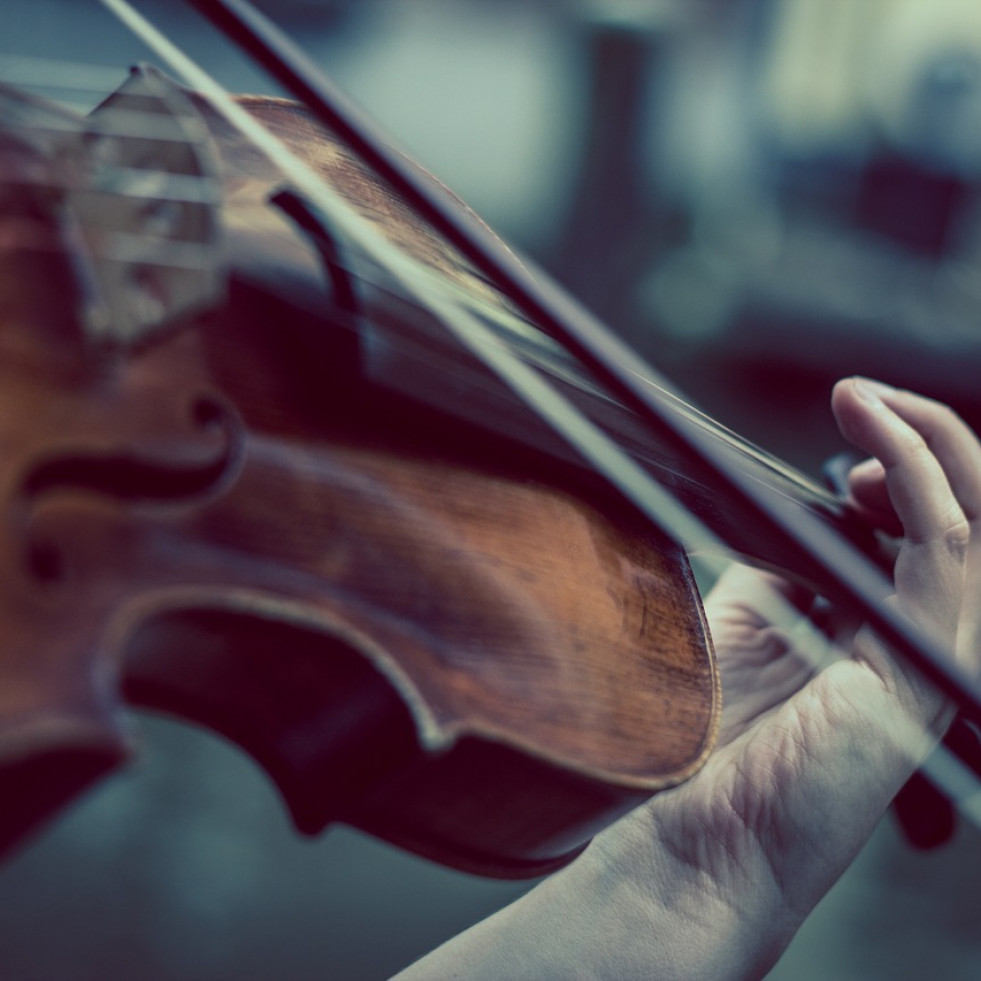 Una niña de 12 años, primera compositora femenina en el recital de la Filarmónica de Viena