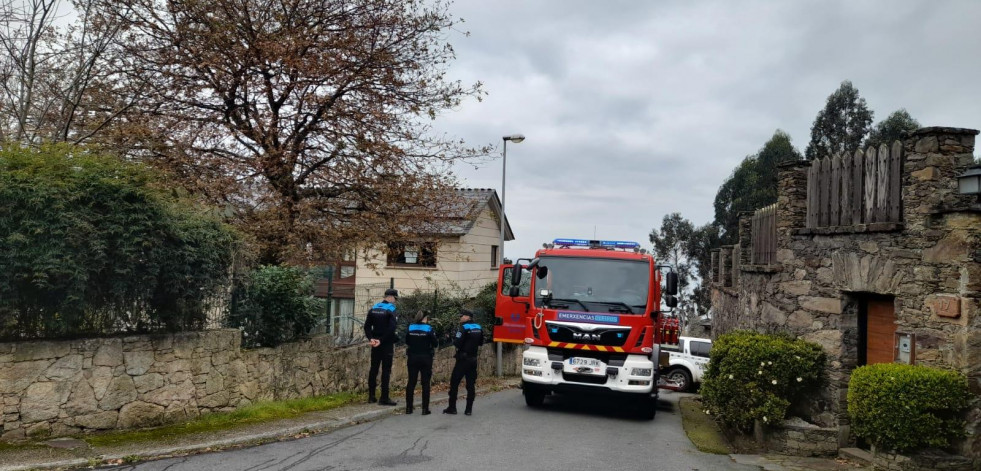 Incendio en la sauna de un chalé en Bastiagueiro, en Oleiros