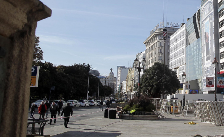 Hace 25 años | Vázquez hace del metrosidero un signo de universalidad coruñesa