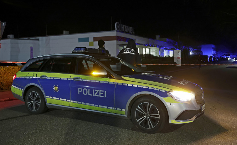 Dos muertos y un herido tras el asalto de un hombre armado a una fábrica en el suroeste de Alemania