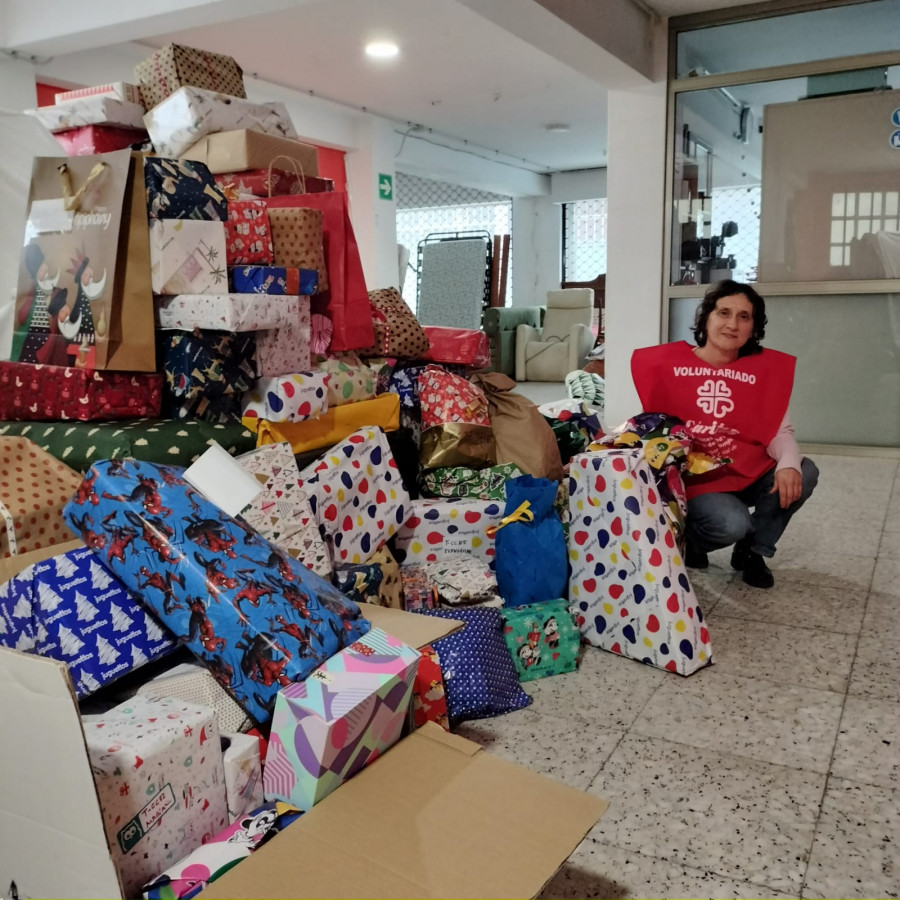 Cáritas reparte juguetes a más de 800 niños de A Coruña