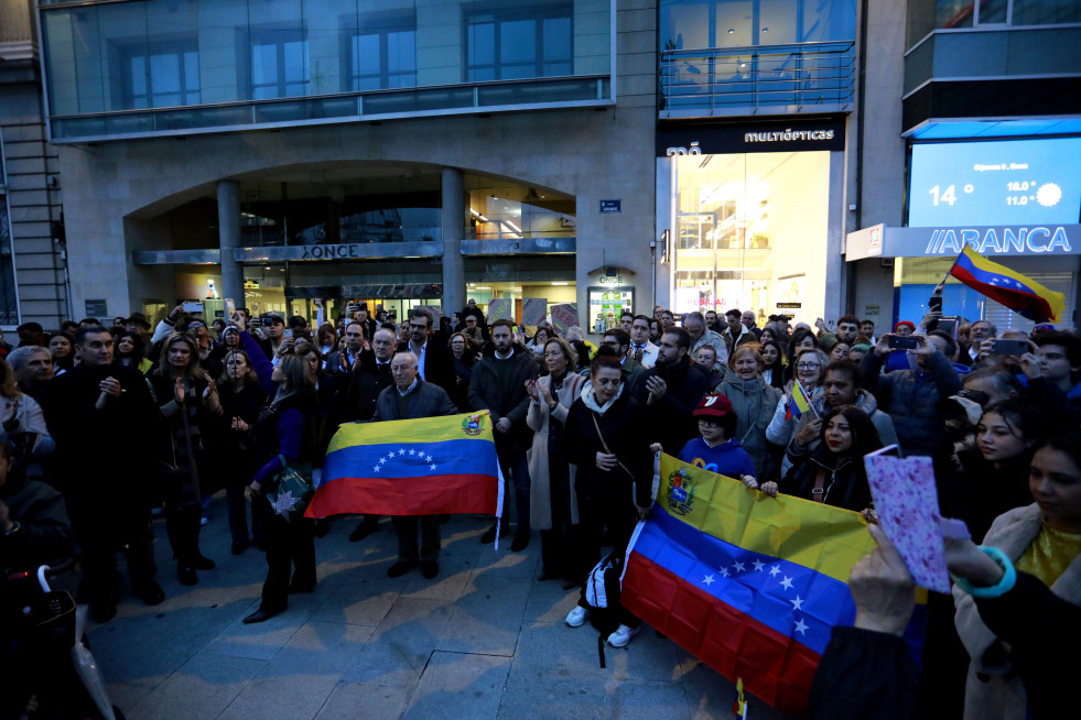 Movilización en A Coruña por la situación en Venezuela @Patricia G. Fraga (21)