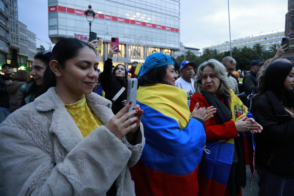 Venezuela (11) 21030501