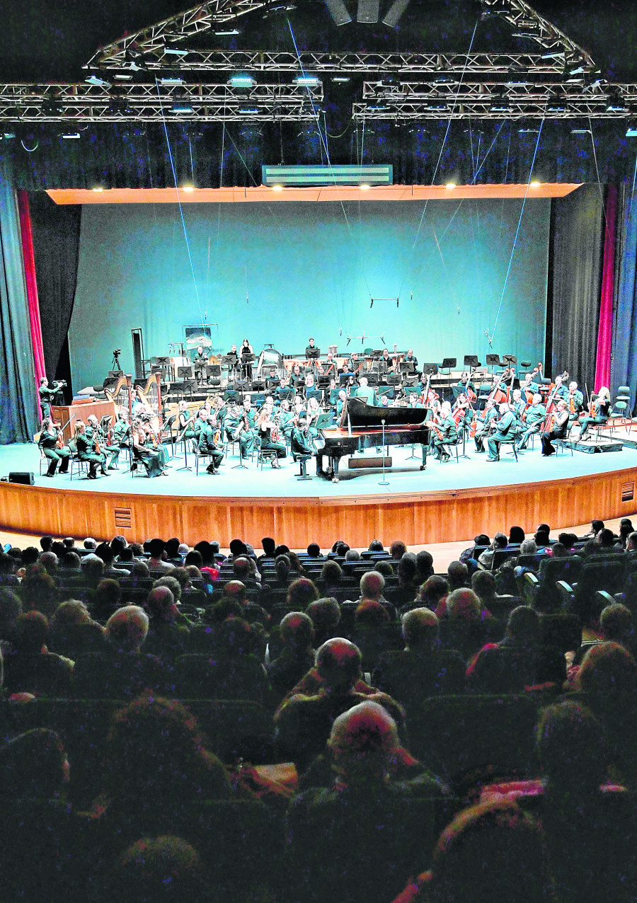 El lleno más insólito de la Orquesta Sinfónica de Galicia desde su fundación llegó a golpe de piano