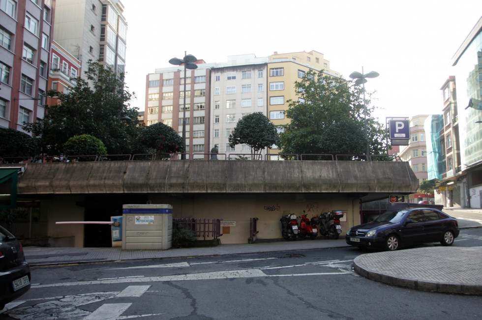 Parking de la plaza de Monforte