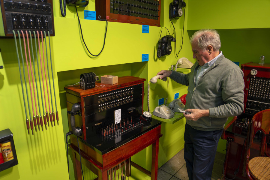 Los chicos del cable: los guardianes de la historia de la telecomunicación en A Coruña