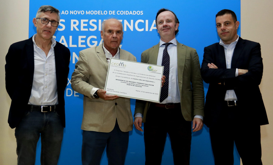 La residencia coruñesa Torrente Ballester se convierte en el primer centro de Galicia libre de sujeciones