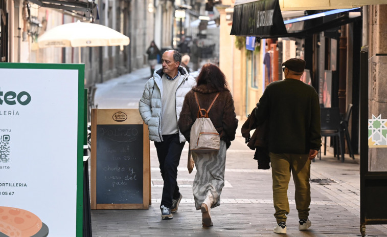 La nueva franja de la calle de la Franja de A Coruña: algo más que marisco y multas