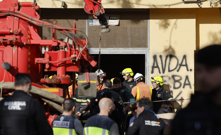 Un muerto y un herido en el derrumbe en una finca de Benetússer, municipio de la zona cero de la dana