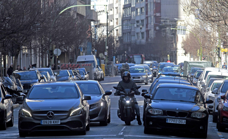 La velocidad media se reduce: en Juan Flórez los coches circulan a 20,5 kilómetros/hora