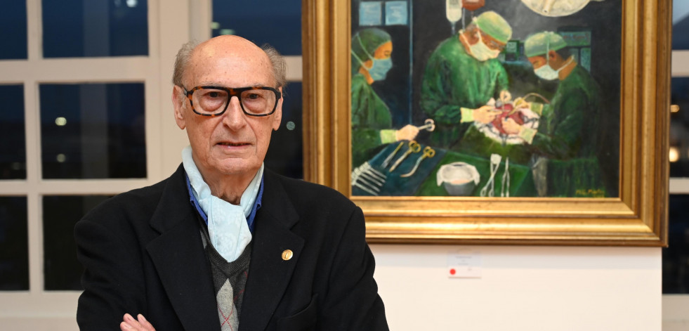 La conexión del médico del primer trasplante renal de A Coruña con el arte: “Soy urólogo por la pintura”