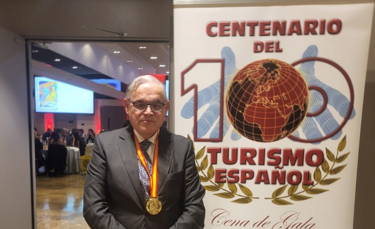 Nexotur premia a Alberto Barciela con la Medalla del Centenario del Turismo Español