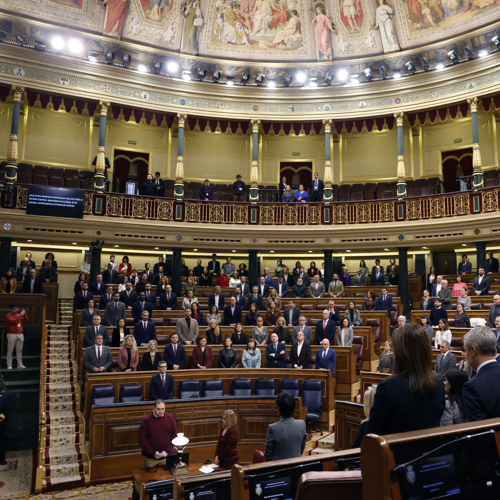 La subida de las pensiones y las ayudas al transporte decaen por falta de apoyo en el Congreso