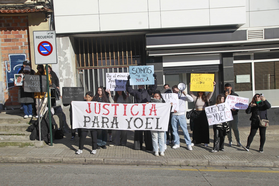 Amigos y familiares de Yoel Quispe se manifiestan frente a Nuevos Juzgados cada vez que hay una sesión  quintana