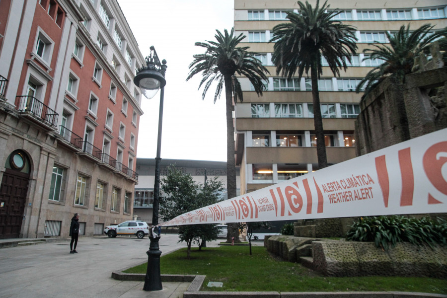 La borrasca Éowyn azota A Coruña con rachas de viento de más de 80 kilómetros por hora