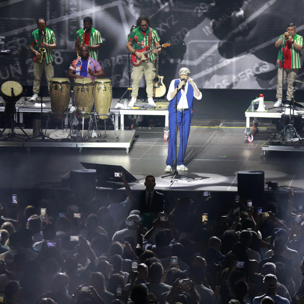 El idilio de Juan Luis Guerra con A Coruña