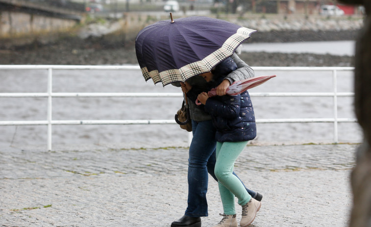 El temporal deja dos personas heridas y unas 170 incidencias en Galicia