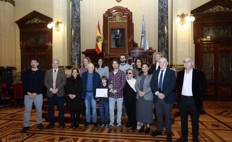 Ricardo F. Colmenero gana el LXXXIV Premio Pérez Lugín de la Asociación de la Prensa de A Coruña