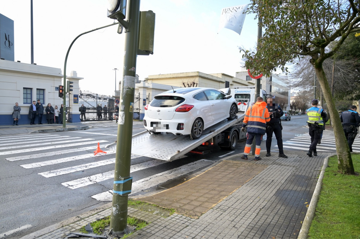 Accidente en la avenida del Puerto de A Coruña @ Javier Alborés (2)