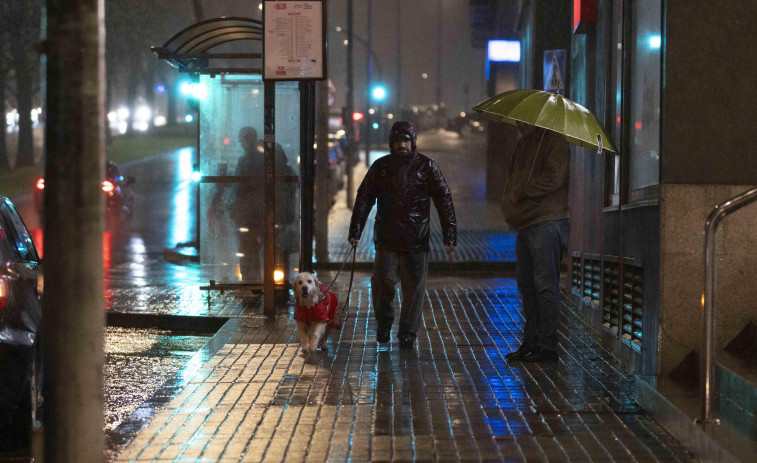 La Aemet pone A Coruña en alerta roja este domingo