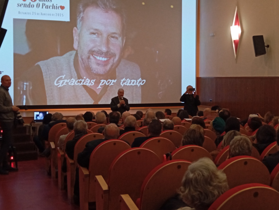 Betanzos homenajea al exconcejal Francisco Díaz Pereira, "guardián de la cultura"