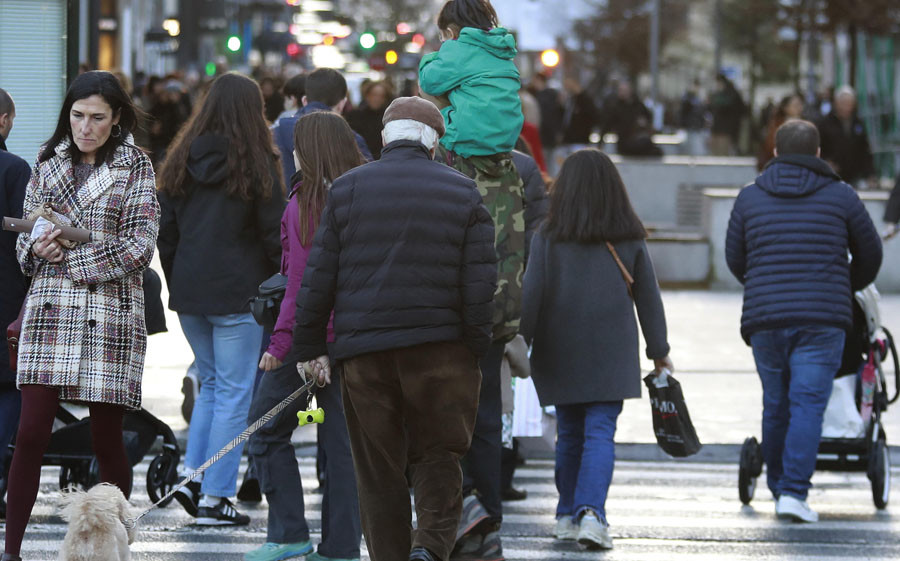 El ‘efecto Inditex’, clave para romper  la barrera de los 250.000 habitantes en A Coruña