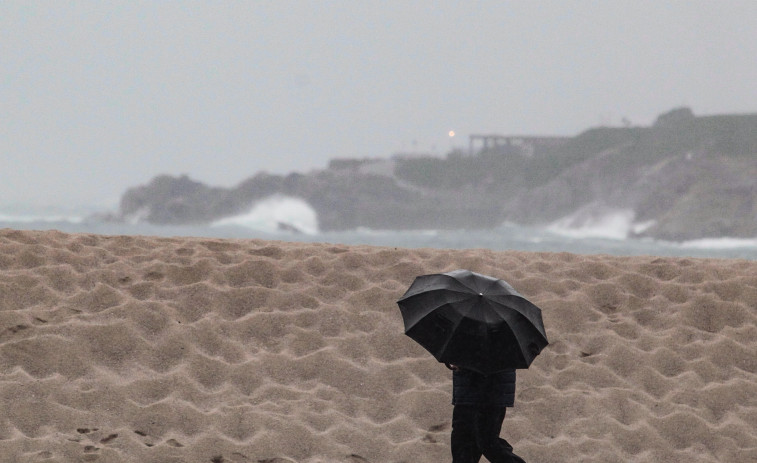 Alerta amarilla por lluvias y viento en A Coruña y naranja en el mar