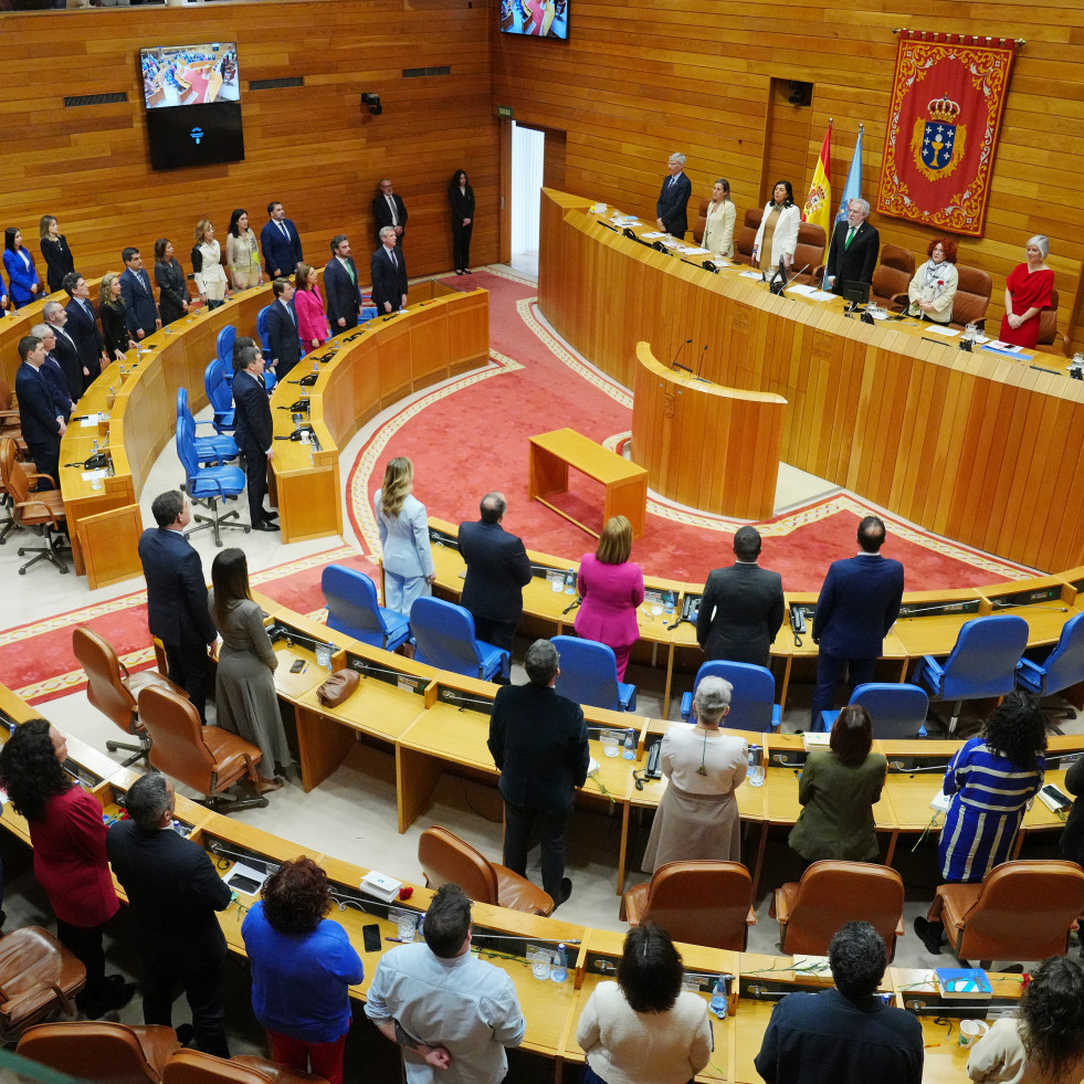 El debate sobre la nueva ley de medios públicos centra el primer pleno del año en la Cámara gallega