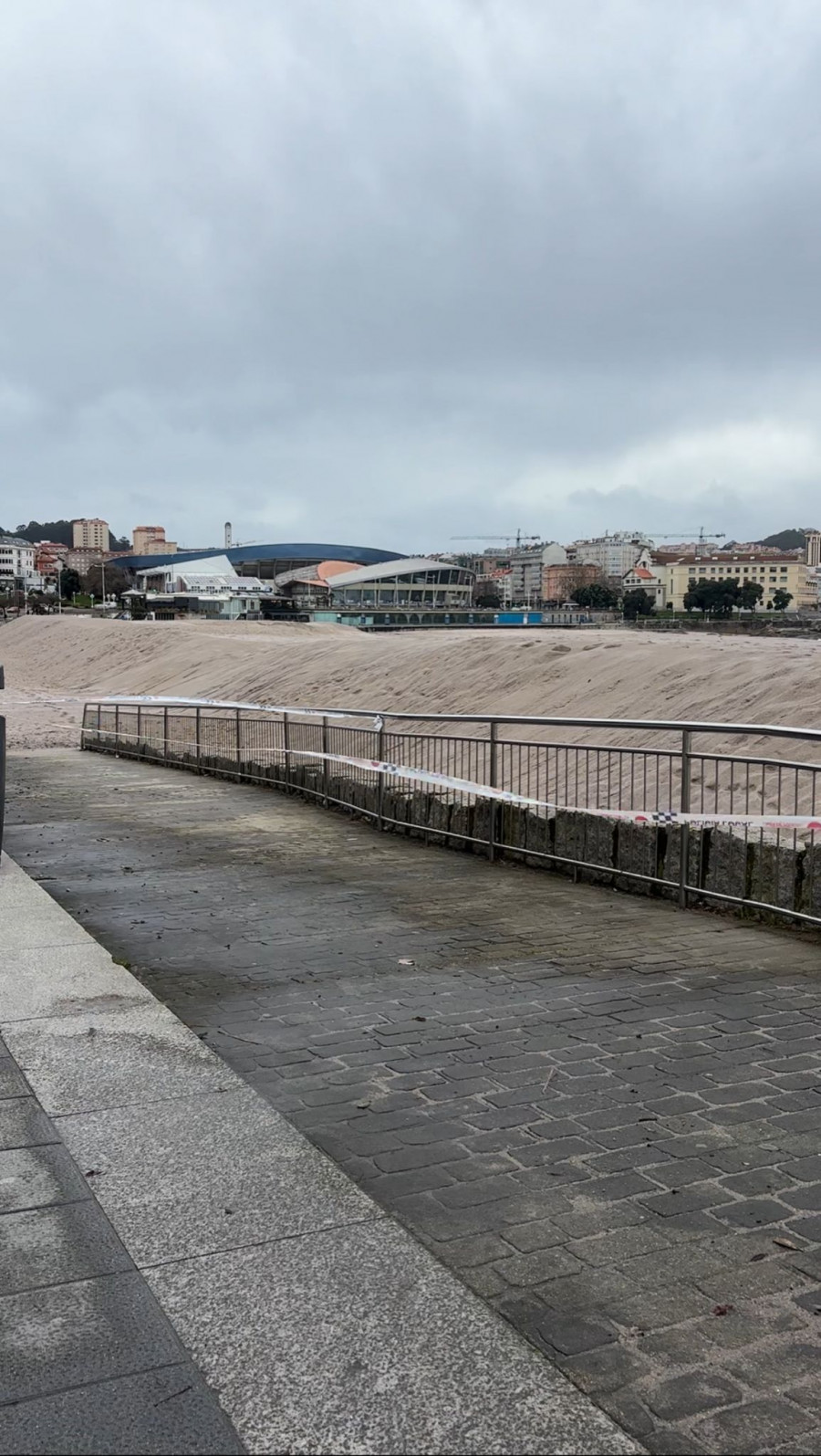 La Diputación de A Coruña destina 900.000 euros a la limpieza de playas de 40 ayuntamientos de la provincia