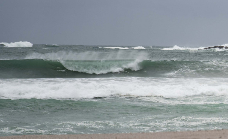 Alerta de temporal en todo el litoral gallego y suspensión de actividades deportivas