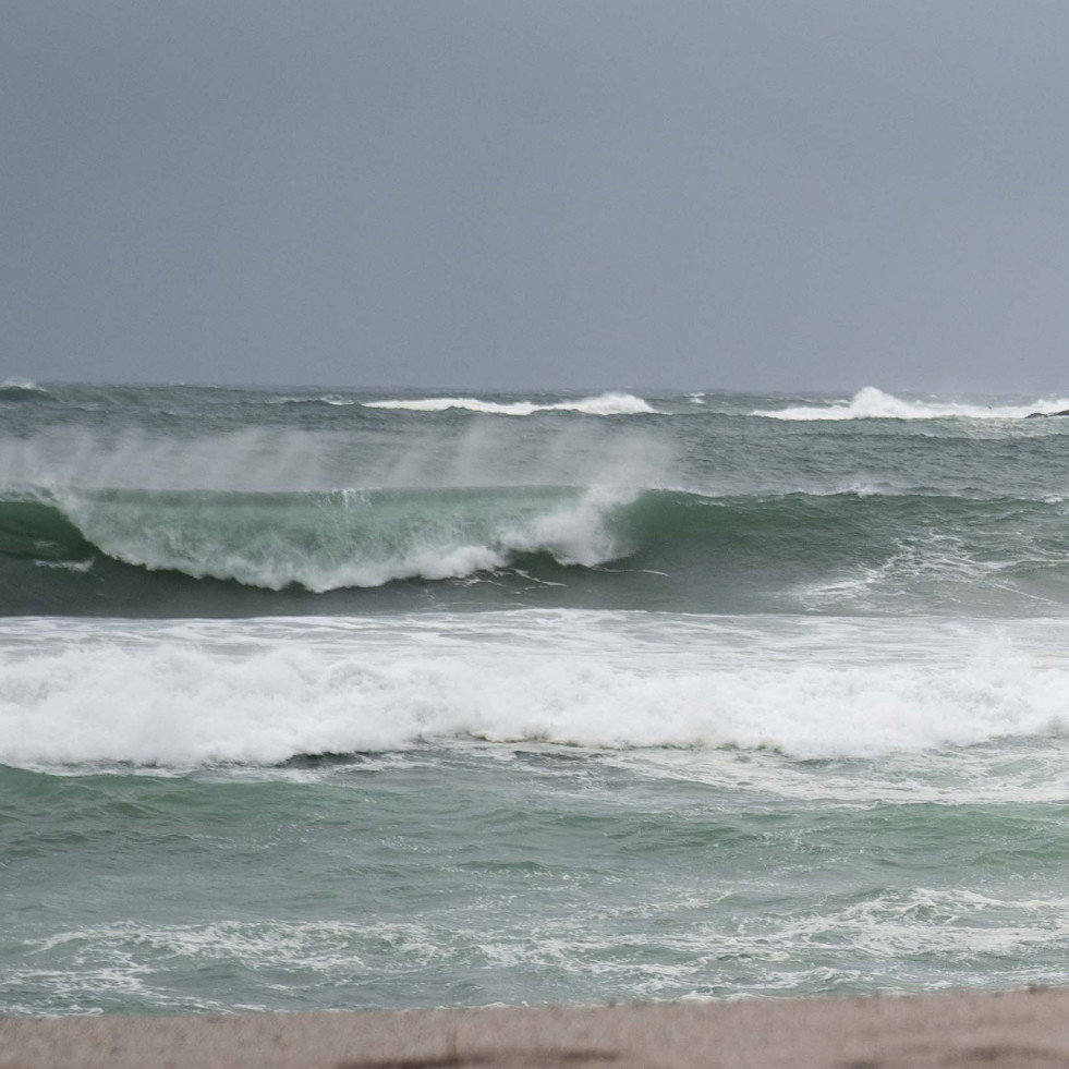 Alerta de temporal en todo el litoral gallego y suspensión de actividades deportivas