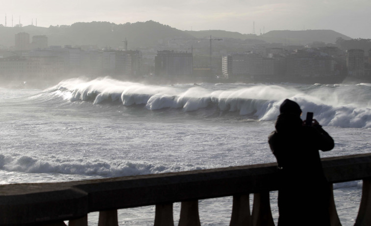 'Ivo' ya deja rachas de más de 90 kilómetros por hora en A Coruña