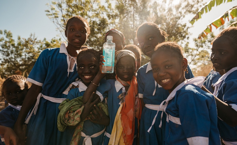 AUARA lleva agua a más de 145.000 personas y desarrolla 219 proyectos en las comunidades más desfavorecidas de 26 países