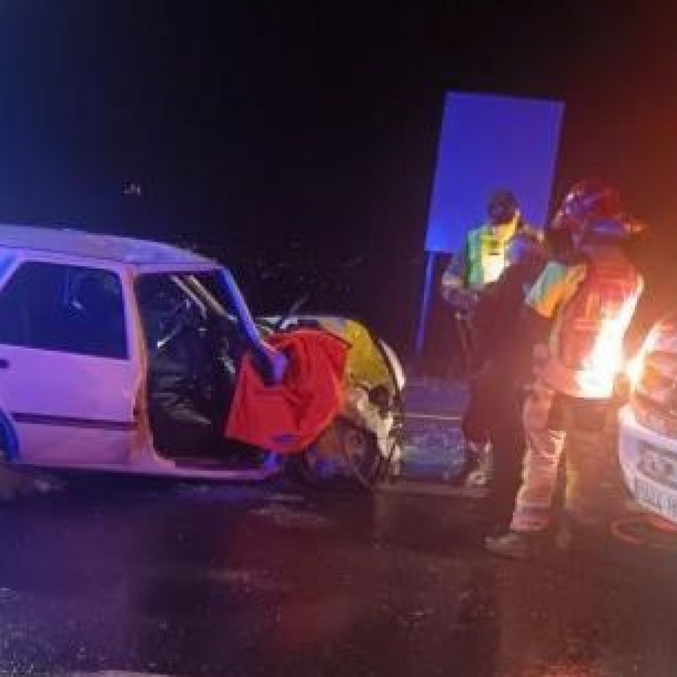 Dos personas resultan heridas en un accidente en Bergondo