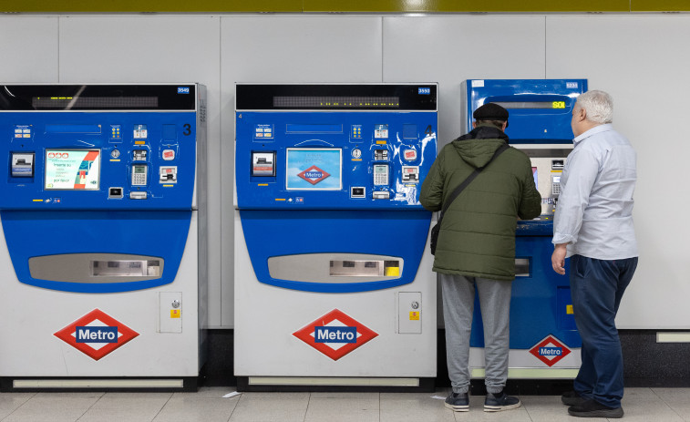 La venta de abonos estatales de tren y autobús con descuentos se reactiva mañana