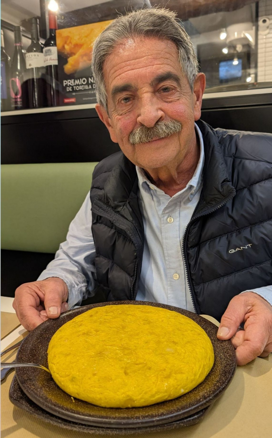 La tortilla de Betanzos conquista a Revilla