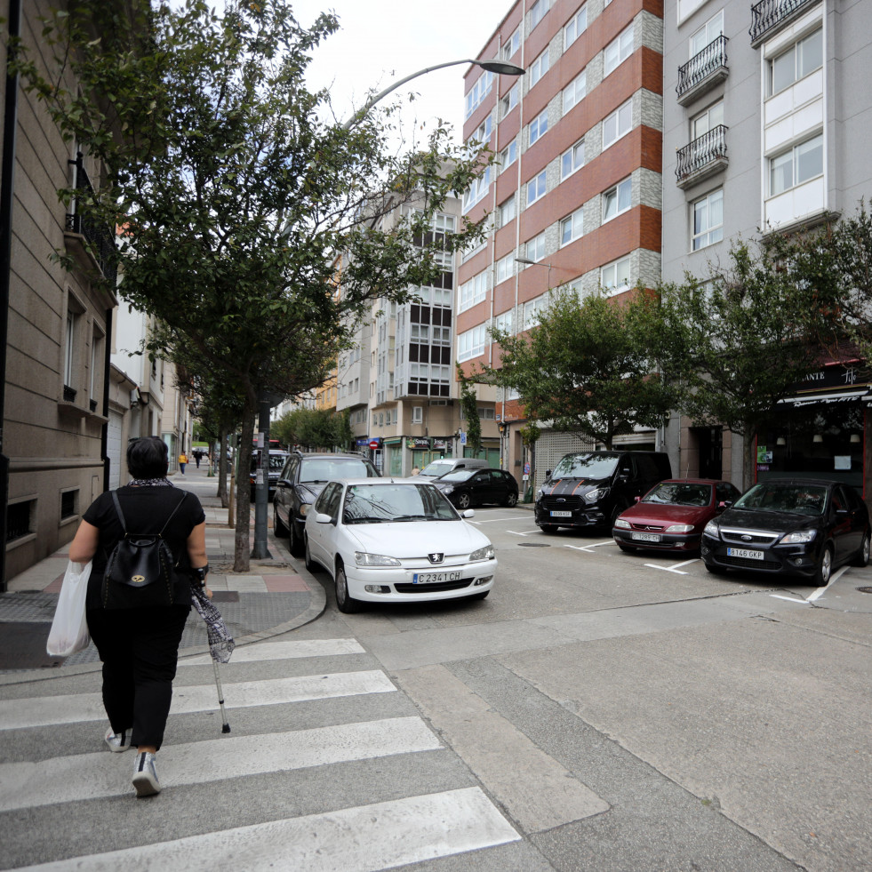 Hace 25 años | Los comerciantes proponen crear un bulevar en la avenida de Os Mallos