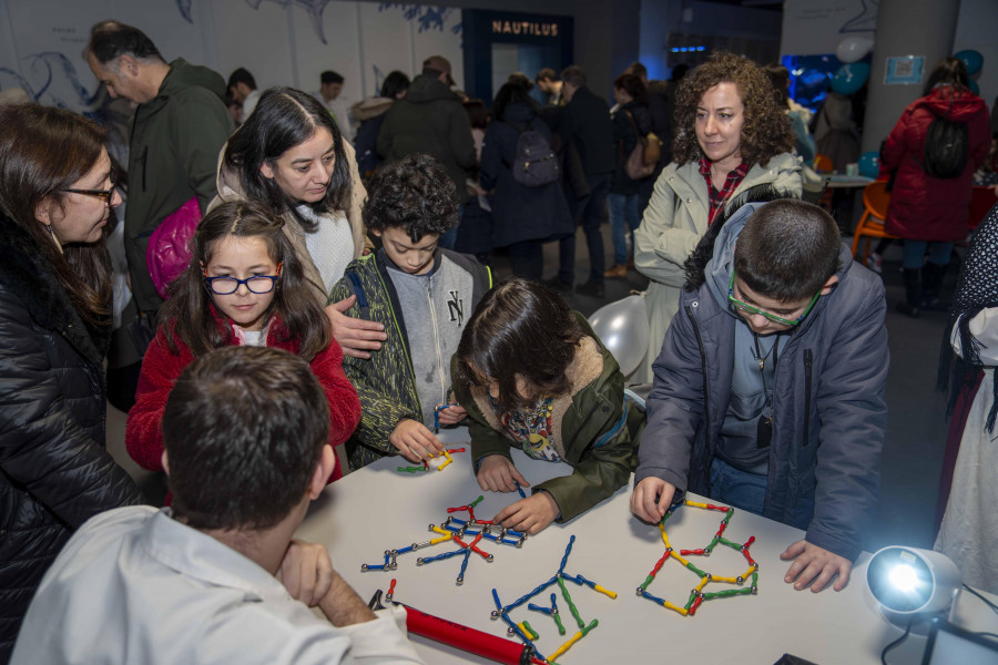 La Feria Isabel Zendal llenó el Aquarium de pequeños científicos