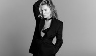 Kate Moss protagoniza la campaña Ss25 de Elisabetta Franchi