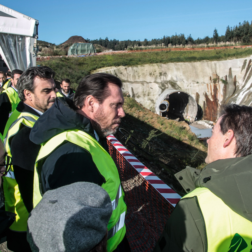 En 2027 habrá trenes circulando entre el Puerto Exterior de A Coruña y el Corredor Atlántico