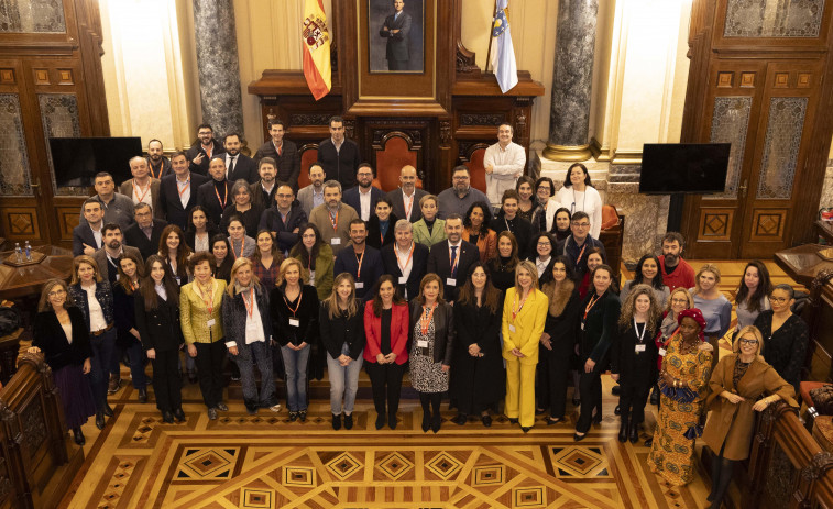 Rey destaca “a tradición feminista da urbe” en la recepción municipal del ‘Inspiring Women Leaders’