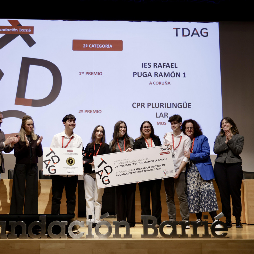 Este es el instituto coruñés que consiguió la doble corona del debate académico