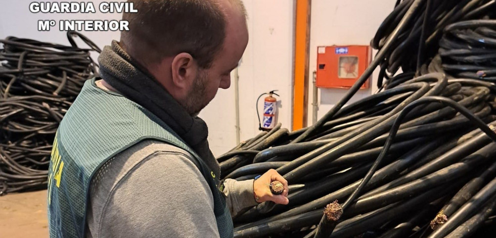 Detenidas tres personas en Culleredo por la venta de 8 toneladas de cable de cobre robado