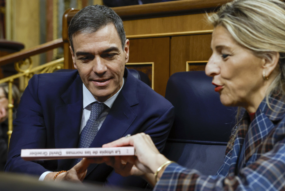 El presidente del Gobierno, Pedro Sánchez y la vicepresidenta segunda y ministra de Trabajo, Yolanda Díaz